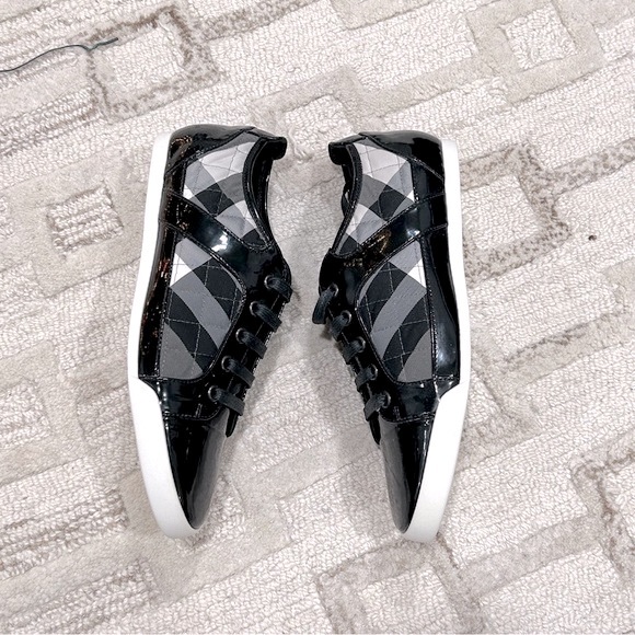 NiB Authentic Burberry Patent Leather & Quilted Check Fabric Sneakers Black 37 - Picture 9 of 9